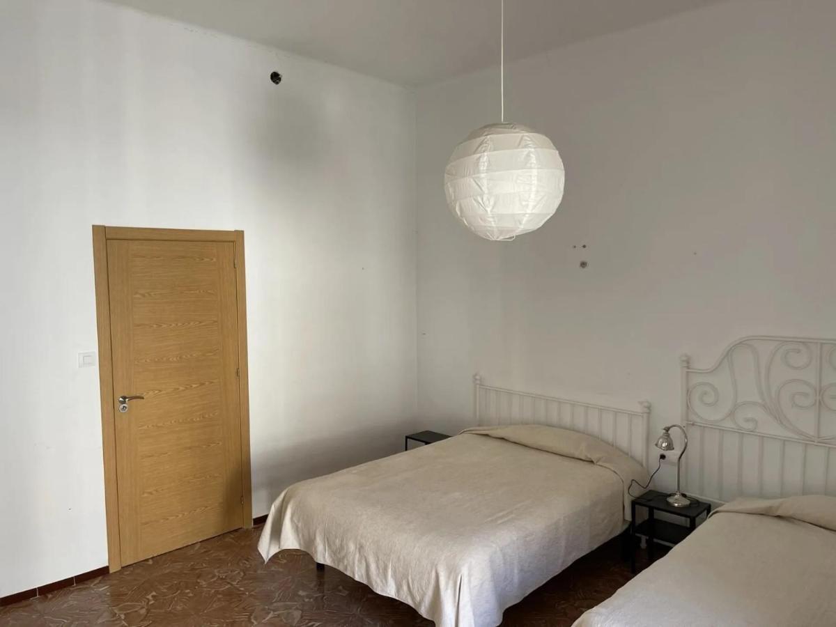 Fonda Joan Hotel Санта Колома де Фарнерс Екстериор снимка